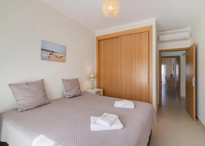 Apartamento Royal Golf 87 *